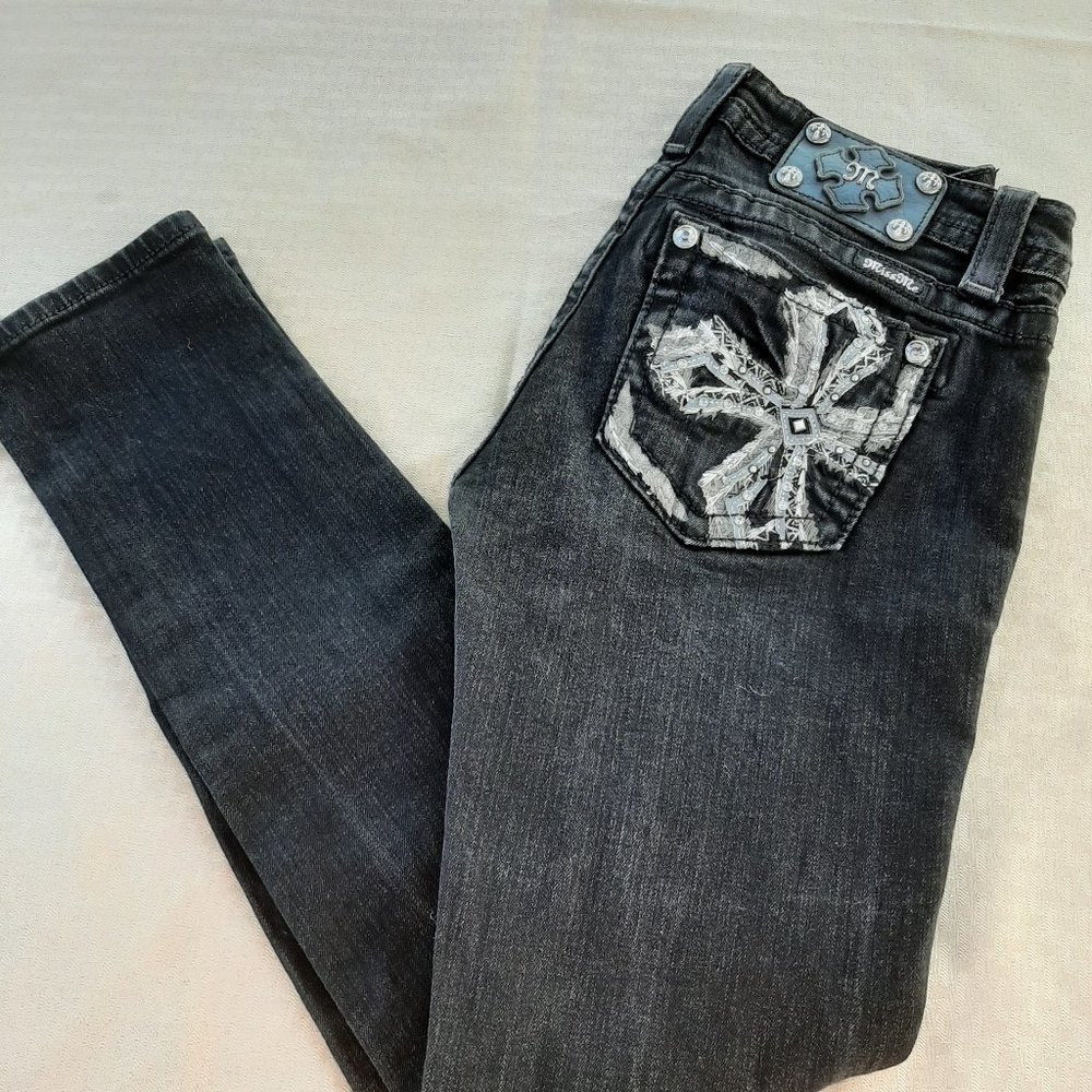 Miss Me 29 Signature Skinny black